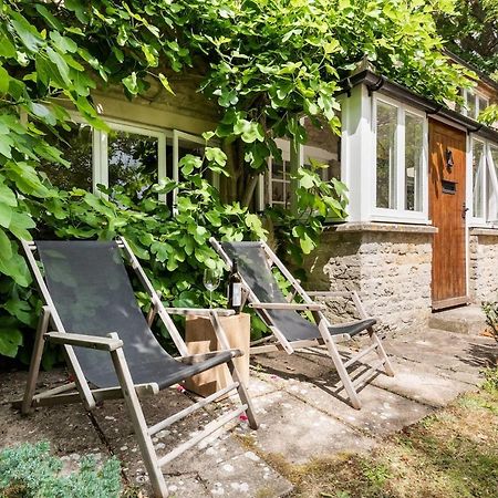 Architect Designed Cosy Cotswold Stone Cottage Quenington Buitenkant foto