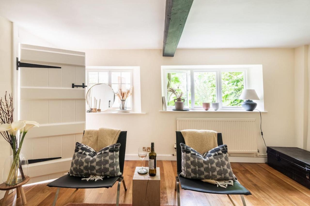 Architect Designed Cosy Cotswold Stone Cottage Quenington Buitenkant foto