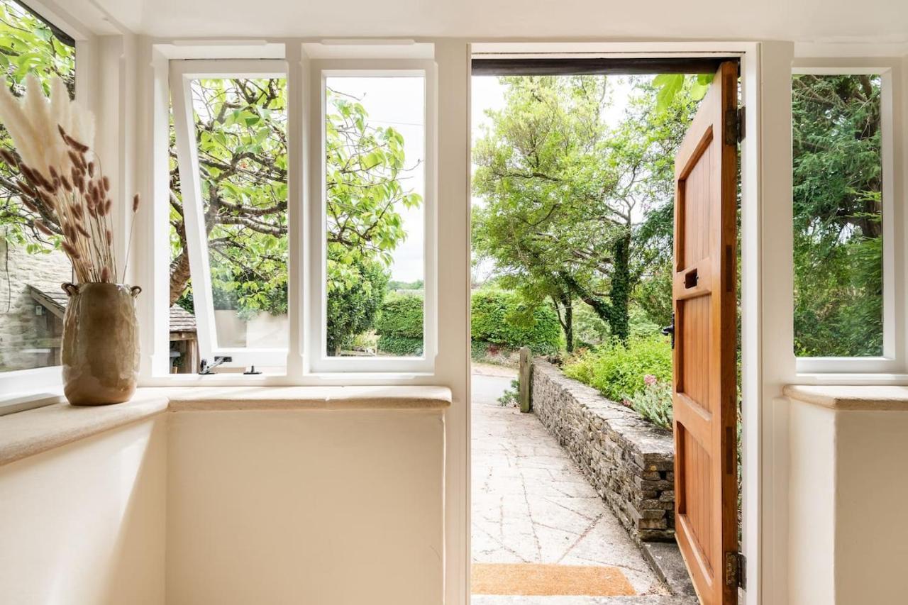 Architect Designed Cosy Cotswold Stone Cottage Quenington Buitenkant foto